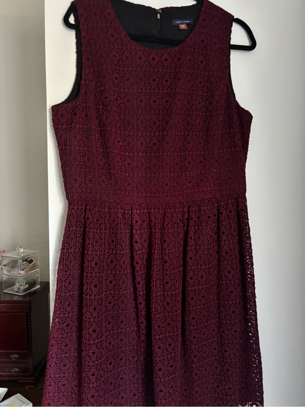 Tommy Hilfiger lace lined burgundy dress